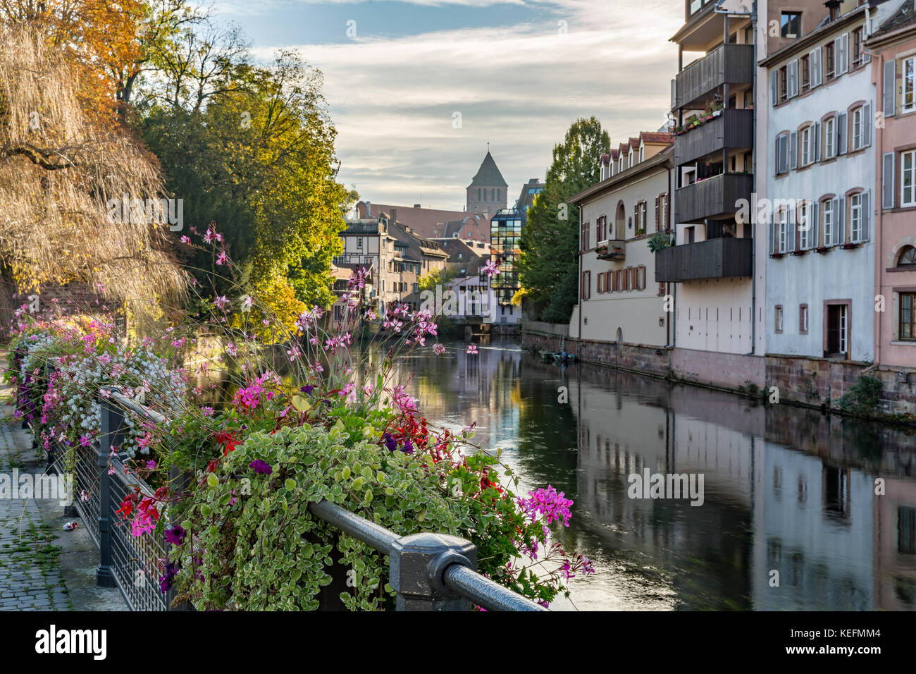 Voir la soirée de petite france - un quartier historique de la ville de strasbourg Banque D'Images