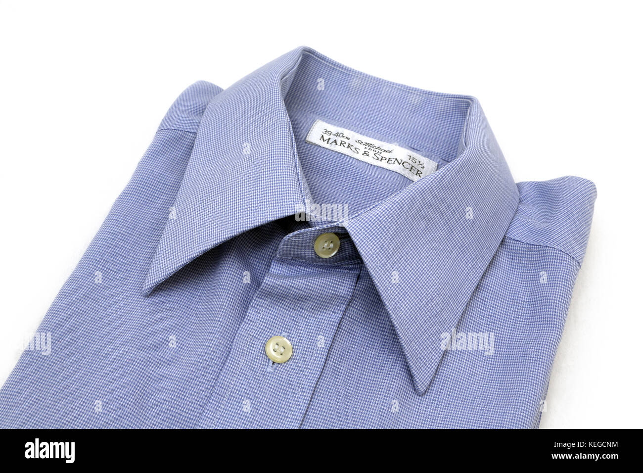L'homme blanc et bleu Shirt Banque D'Images