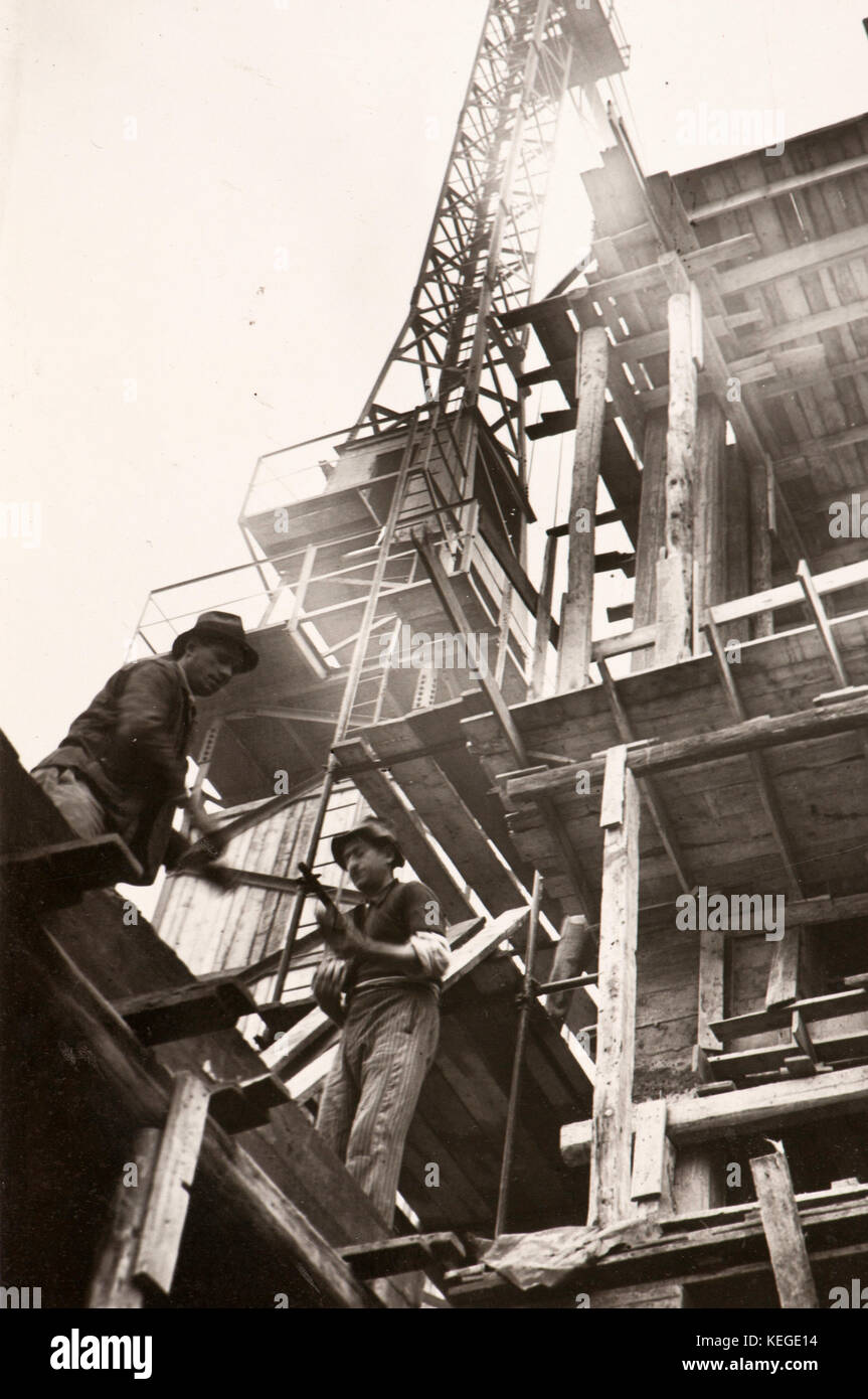 Les activités de construction à Milan (1939) près de Porta Ticinese Banque D'Images