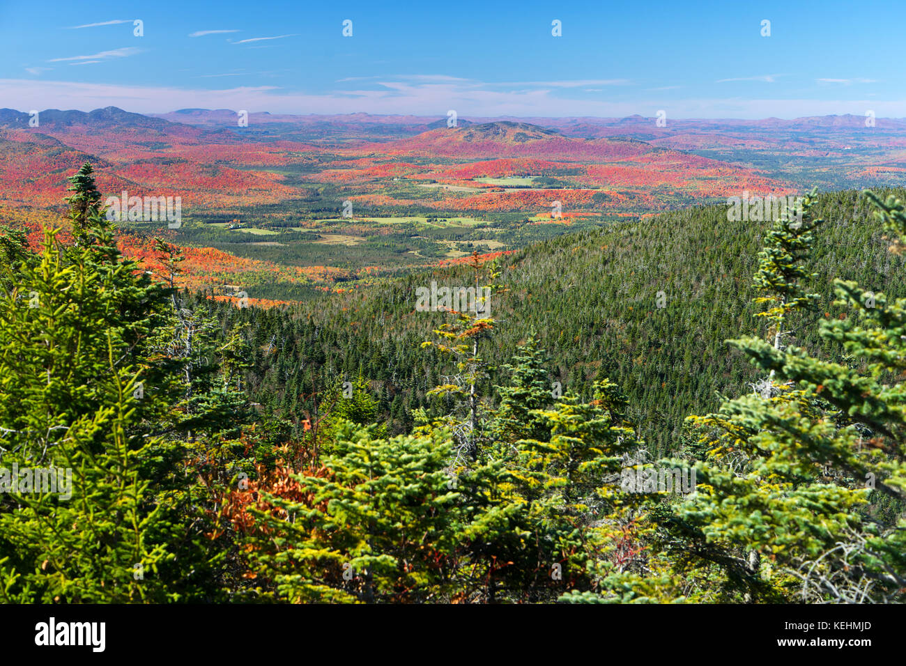 Vue depuis le sommet du mont porter à l'automne, Adirondacks, New York State, USA. Banque D'Images