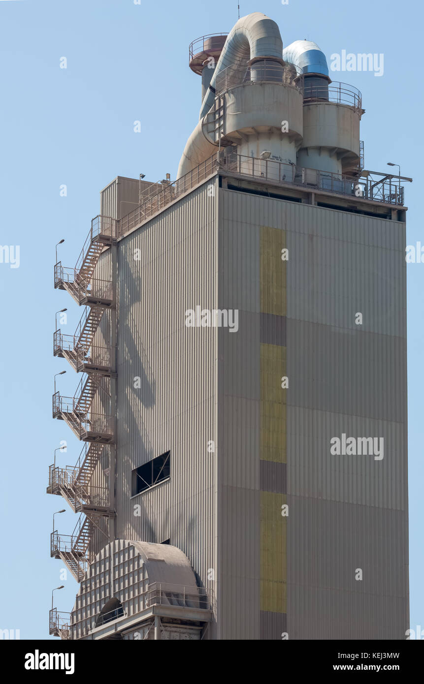 Cimenterie de Beaucaire, France Banque D'Images