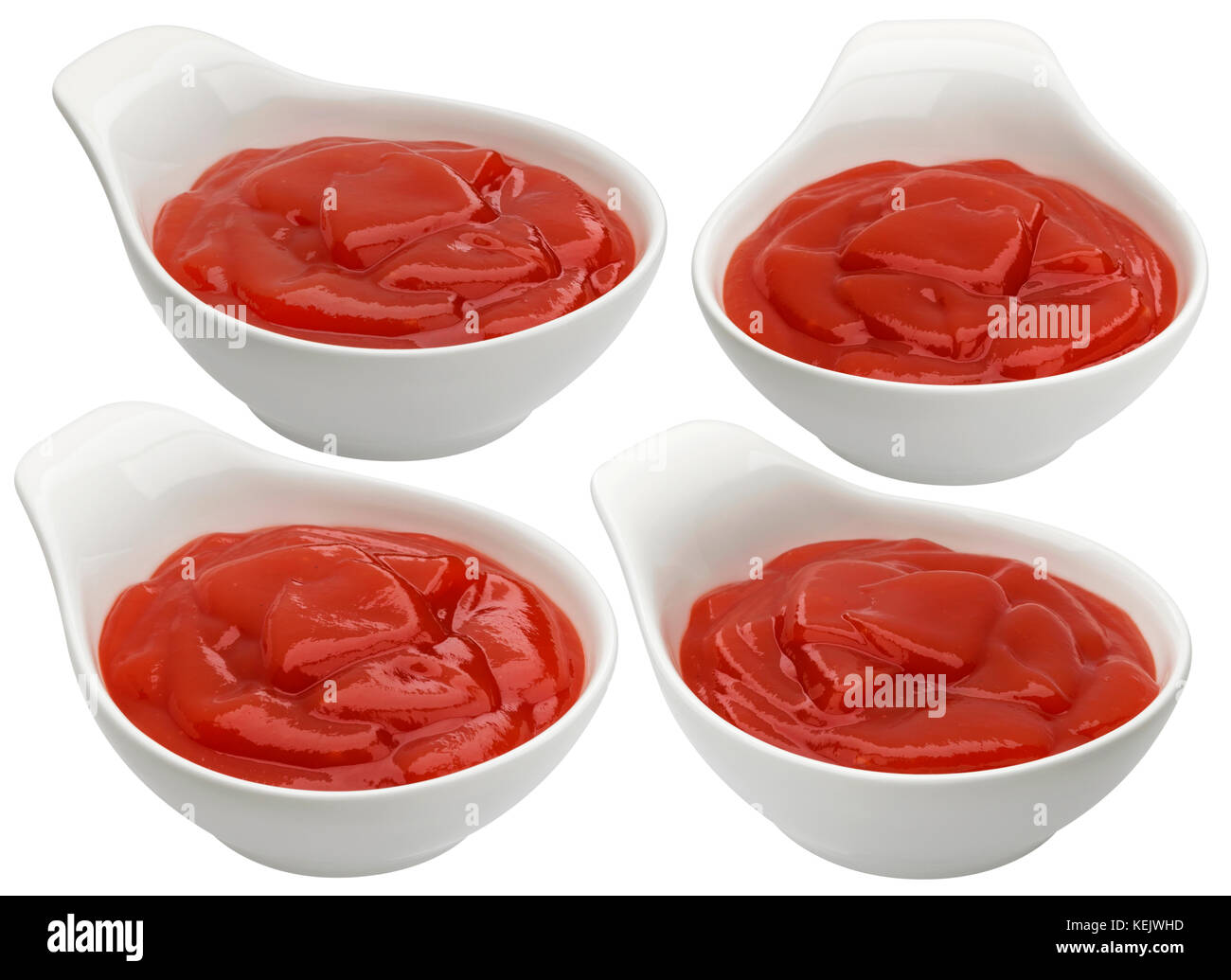 Bol de ketchup isolé sur fond blanc, de la sauce tomate Banque D'Images