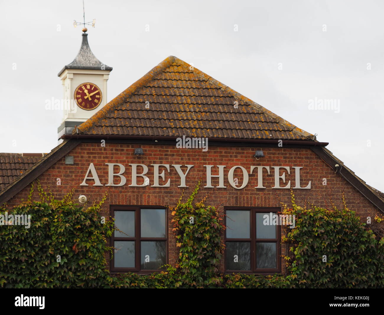 Minster sur mer, Kent, UK. 22 octobre, 2017. Un groupe de vintage Rolls Royce et Bentley se sont réunis aujourd'hui pour les propriétaires d'un rendez-vous à l'Hôtel Abbey à Minster sur mer. (Toutes les photos prises à partir d'un sentier public). Credit : James Bell/Alamy Live News Banque D'Images