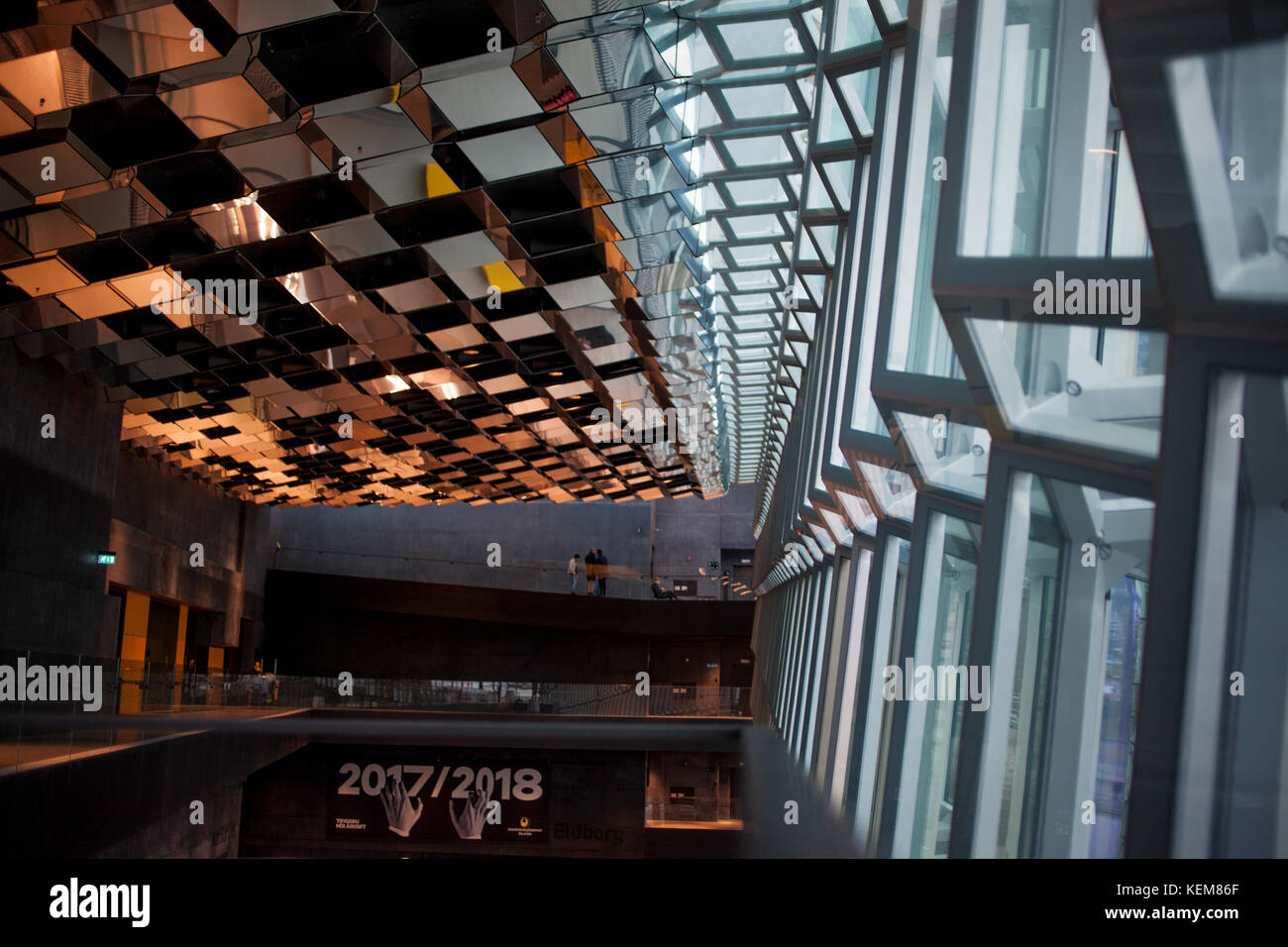 Reykjavik, Islande - 27 août 2017 : harpa concert hall, et le centre de conférence à Reykjavik Banque D'Images