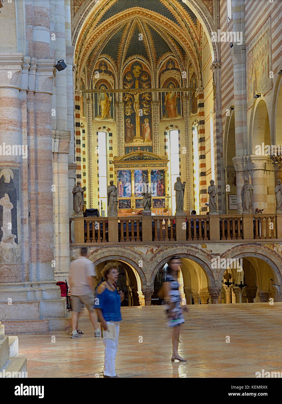 Vérone Vénétie Italie. Basilique de San Zeno, également connu sous le nom de Saint Zeno Maggiore ou San Zenone UNESCO World Heritage Site. C'est un des plus importants ex Banque D'Images