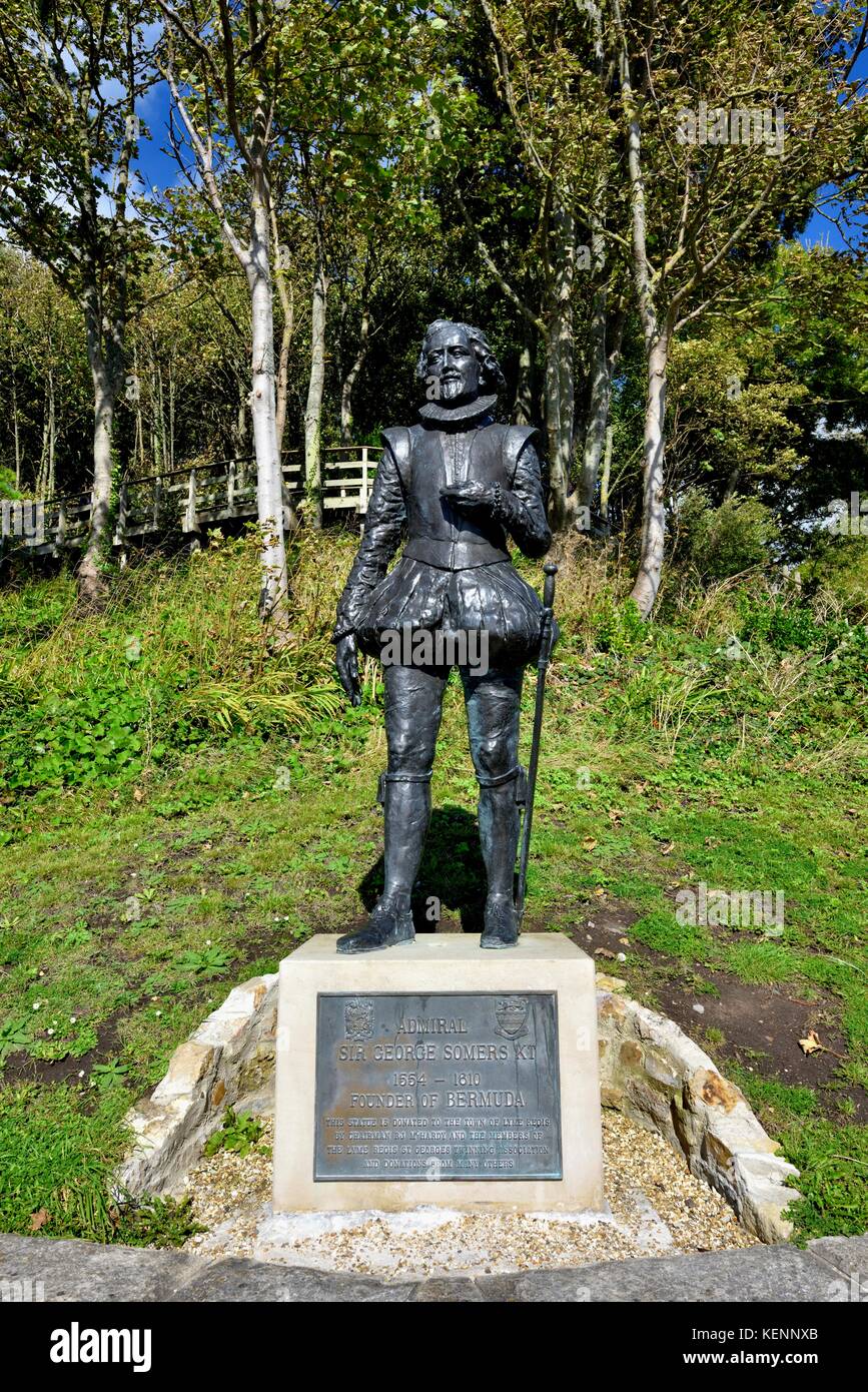 L'amiral Sir George Somers statue d'AC, Lyme Regis Dorset England UK Banque D'Images