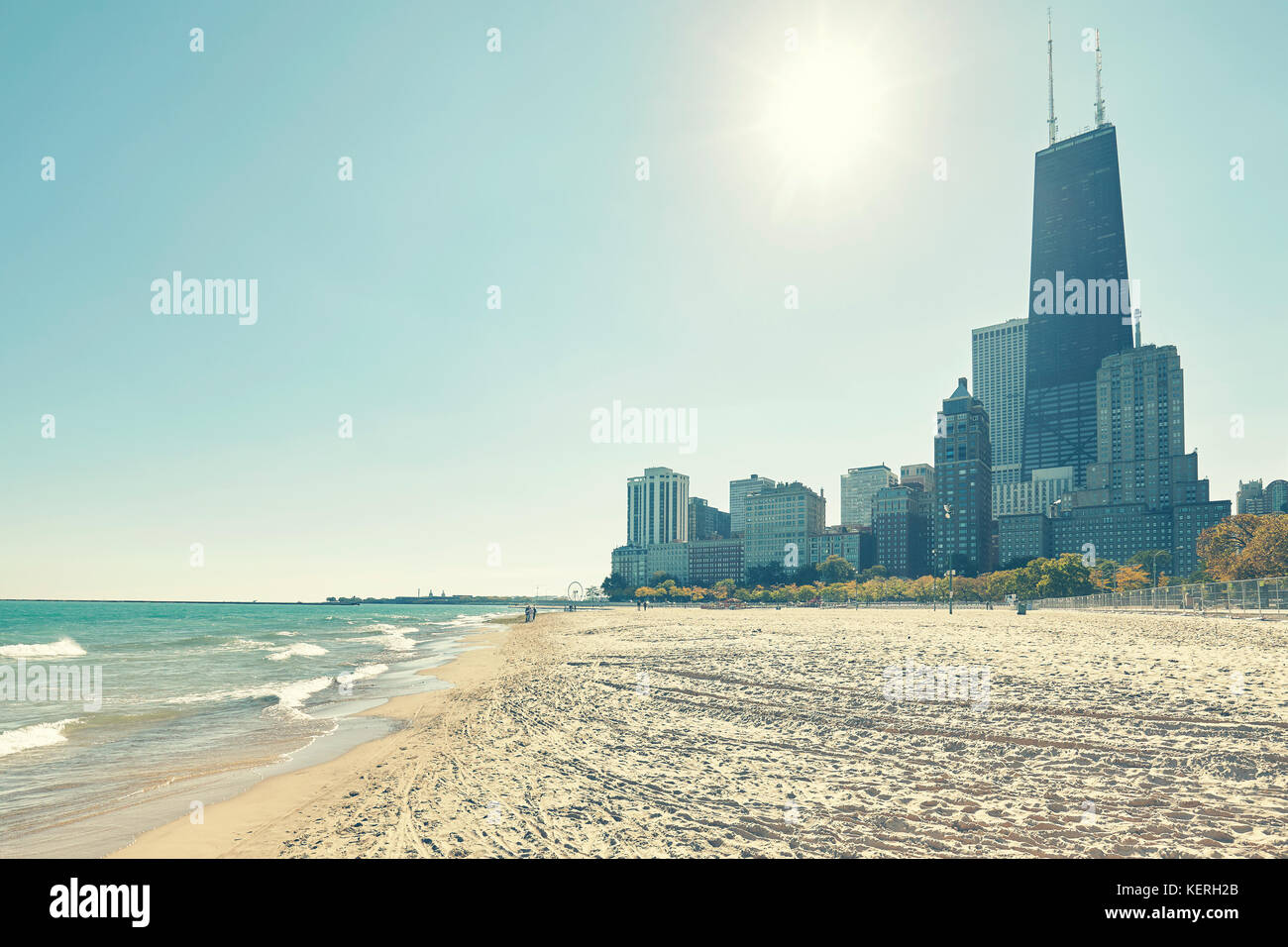 Front de Chicago contre le soleil, l'usinage transversal appliqué, USA. Banque D'Images