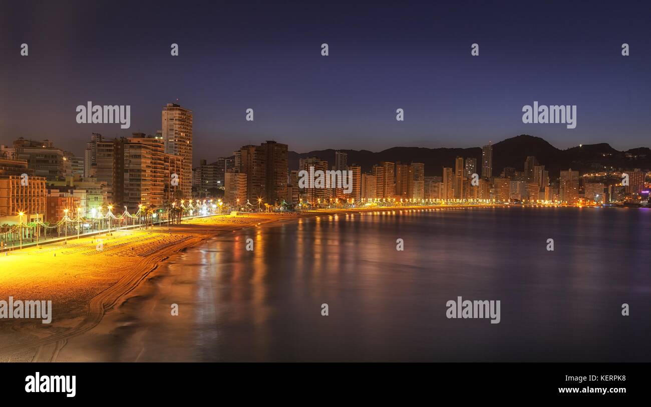 Plage de Benidorm Levante au lever du jour Banque D'Images