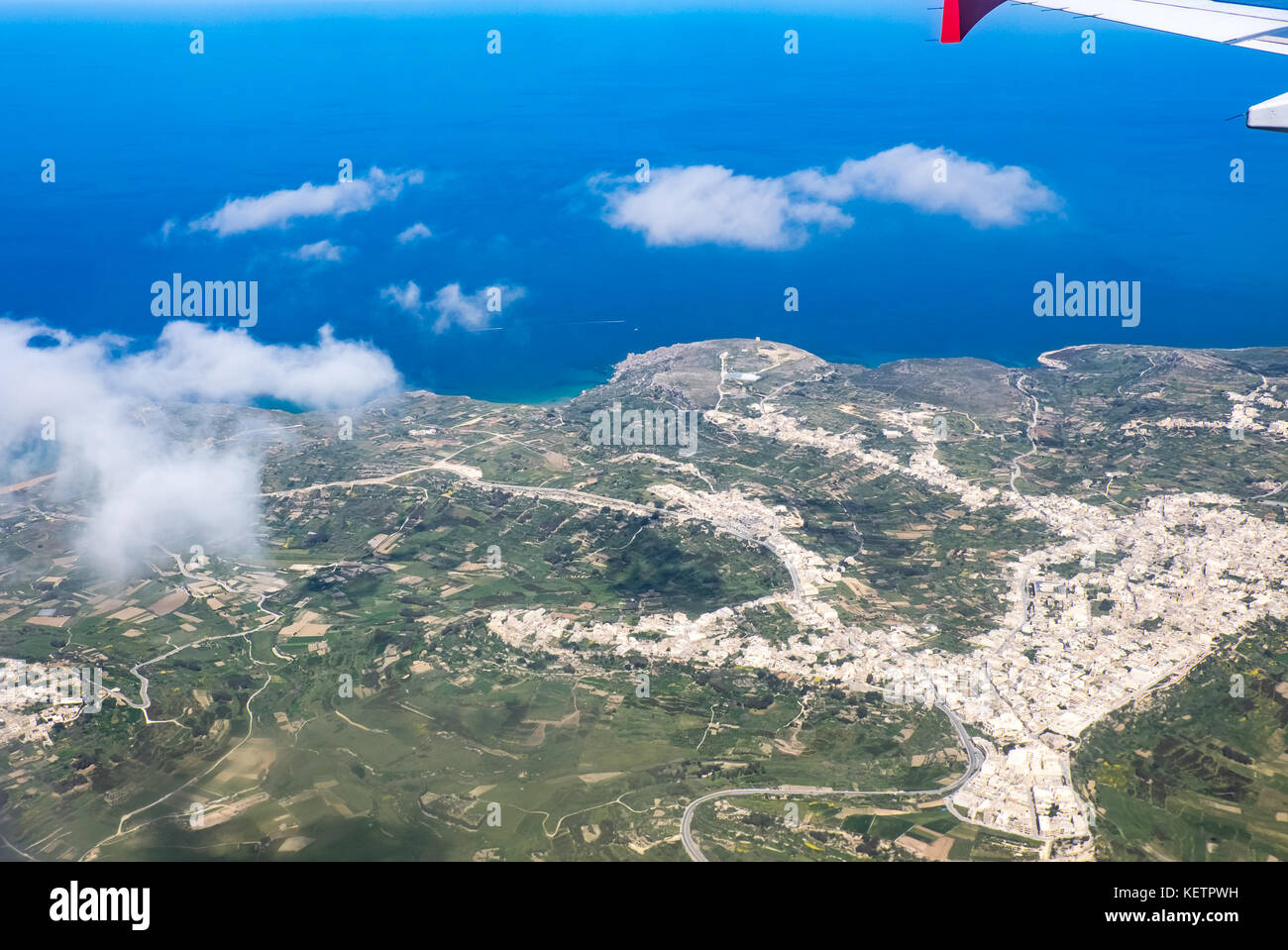 Vue aérienne de Comino avec blue lagoon . l'île de Gozo, à Malte Banque D'Images