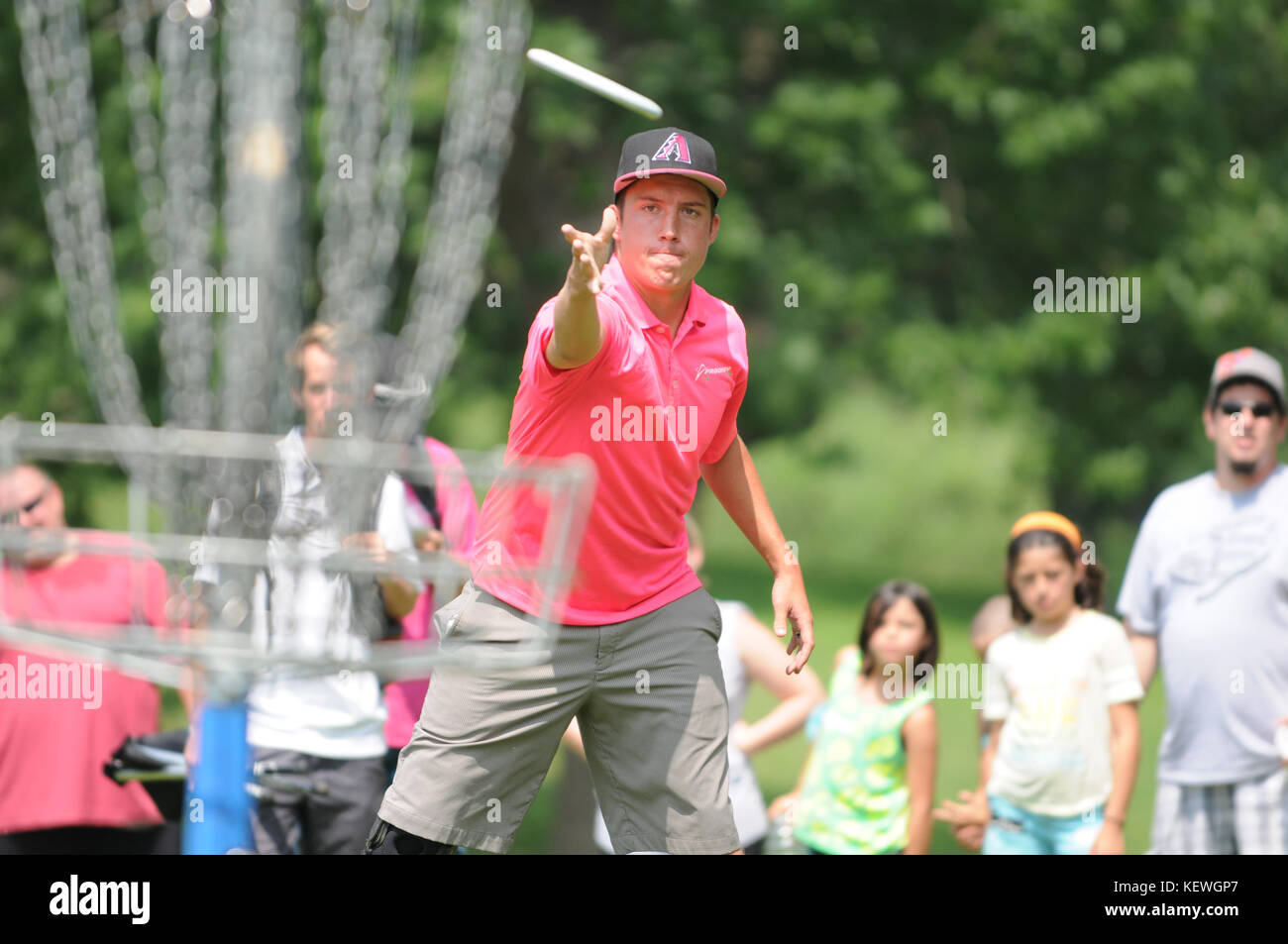 Paul arr. est de Mesa, arizona. Il a été professionnellement jouer disc golf depuis 2005. Banque D'Images