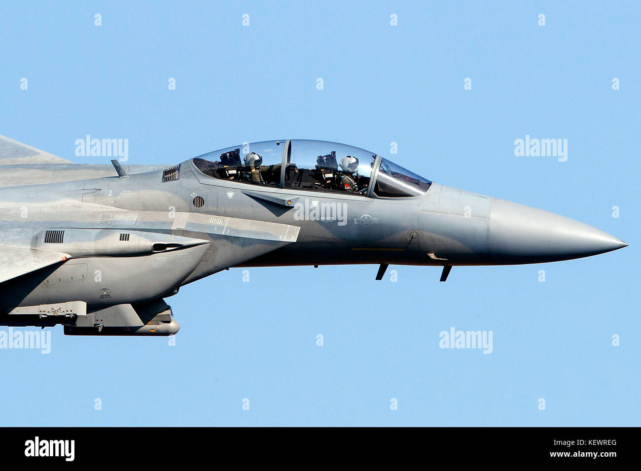 Arabie Royal Air Force Boeing F-15SA Eagle (12-1004) vole bas niveau sur la transition par Star Wars Jedi Canyon / Rainbow Canyon, Death Valley National Park, Panamint Springs, California, United States of America Banque D'Images
