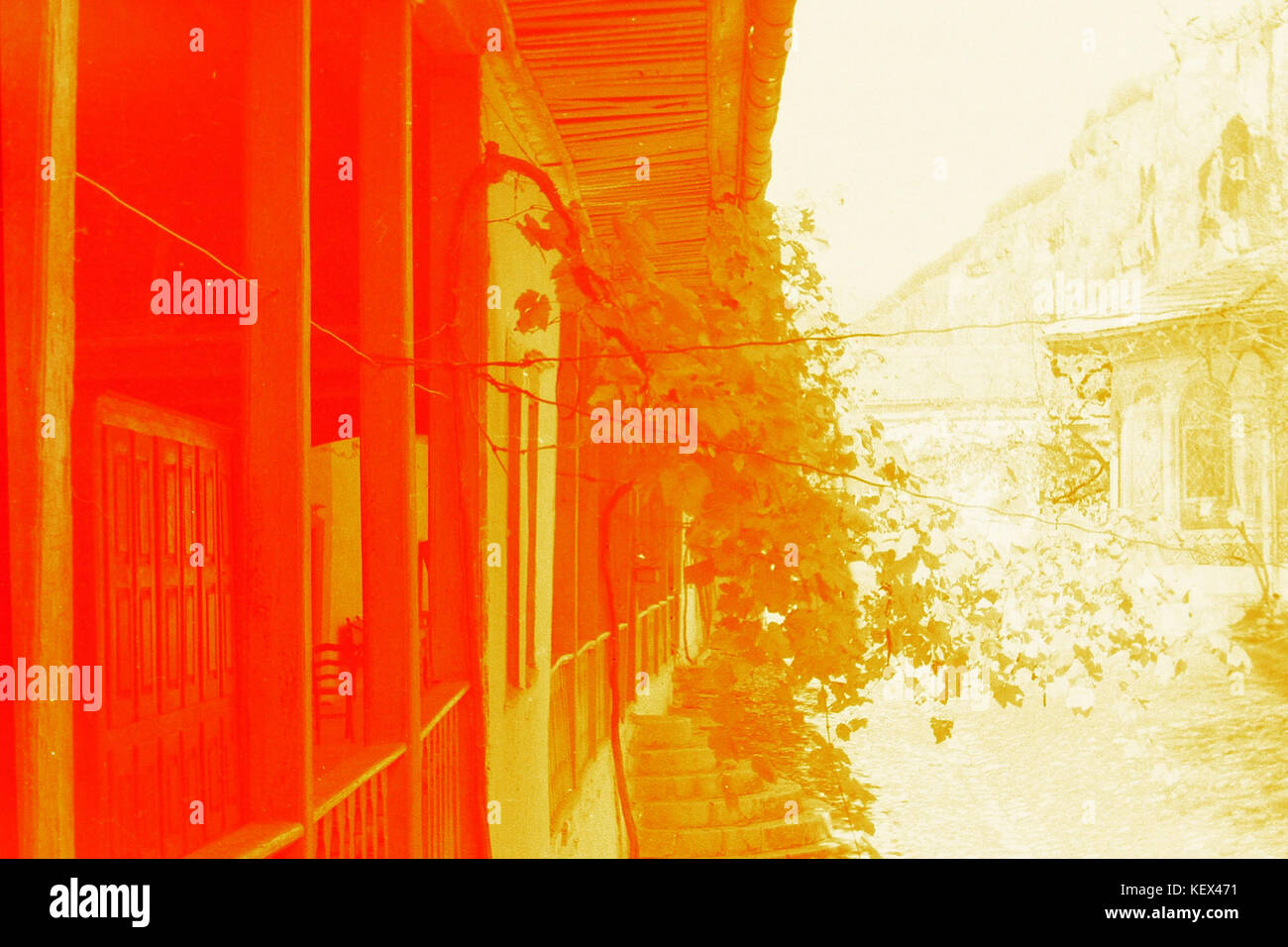 Le monastère de la Transfiguration, situé en Bulgarie, est un site culturel et religieux important. L'image, prise en 1784, montre l'importance du monastère dans l'histoire religieuse bulgare et ses caractéristiques architecturales. Banque D'Images