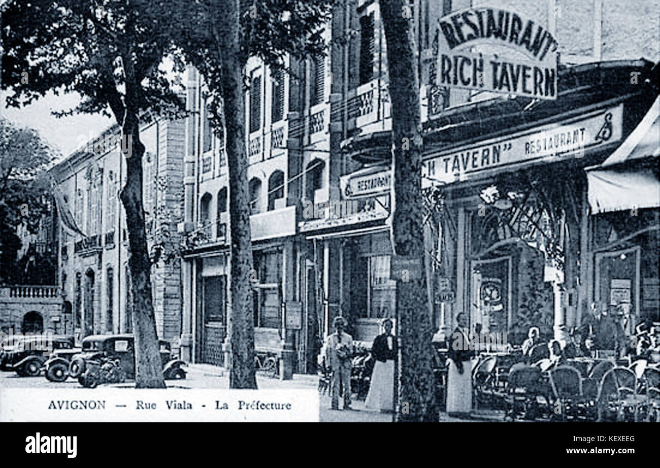 Avignon rue Viala Banque D'Images