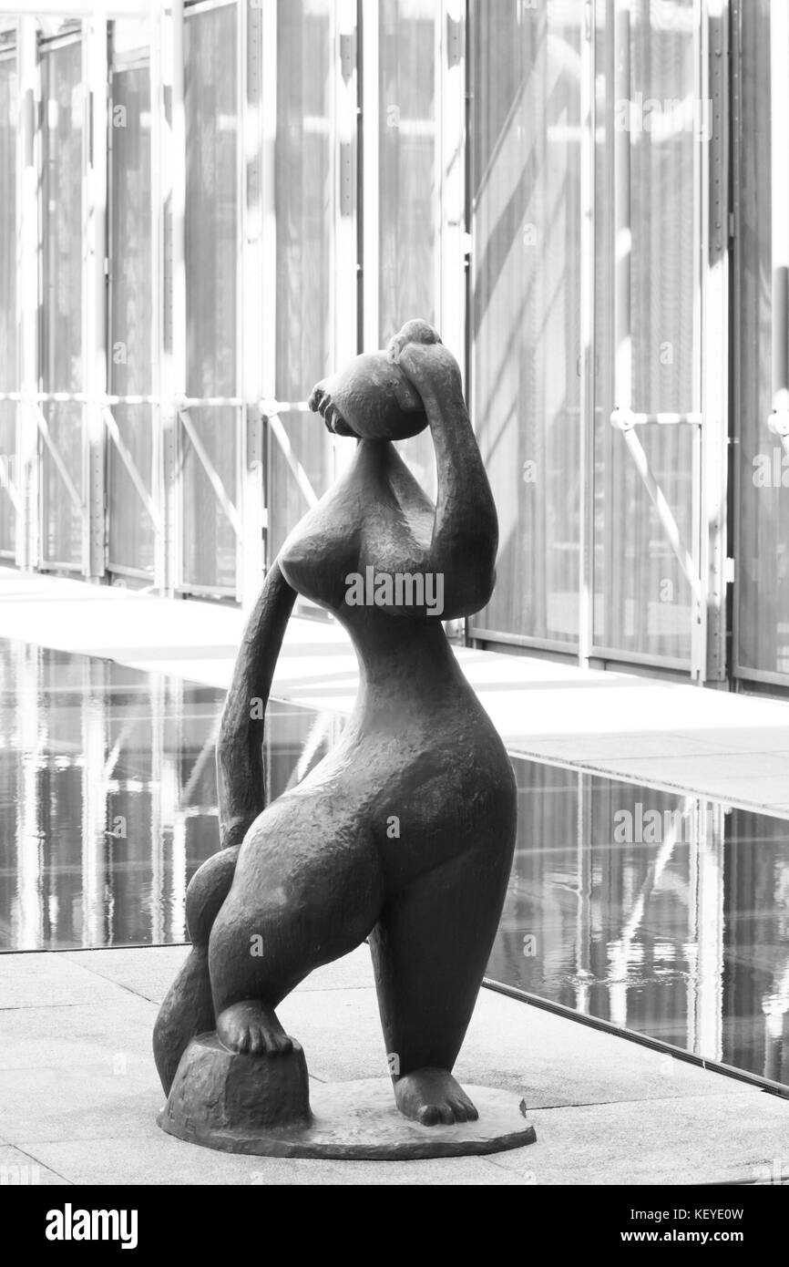 Paris - Septembre 02 : l'un des plus de 100 000 oeuvres exposées au centre Georges Pompidou à Paris, France le 2 septembre 2017 Banque D'Images