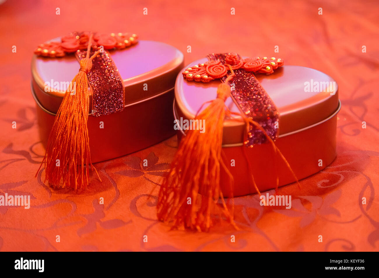 Boîte de bonbons en forme de coeur Banque D'Images