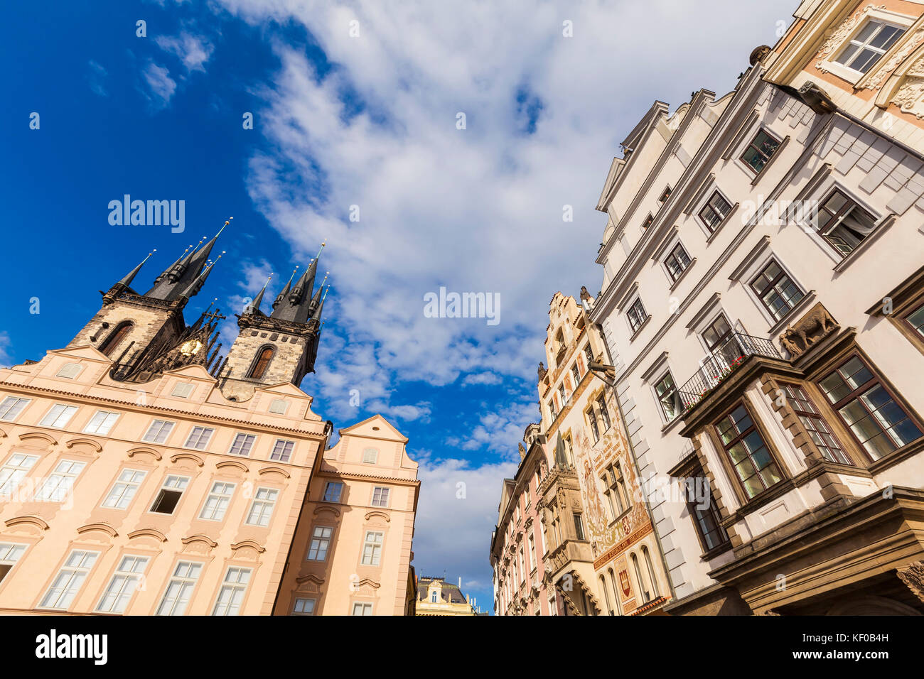 En Tchéquie, Prague, Altstadt, Altstädter Ring, Teynkirche, Häuser Banque D'Images
