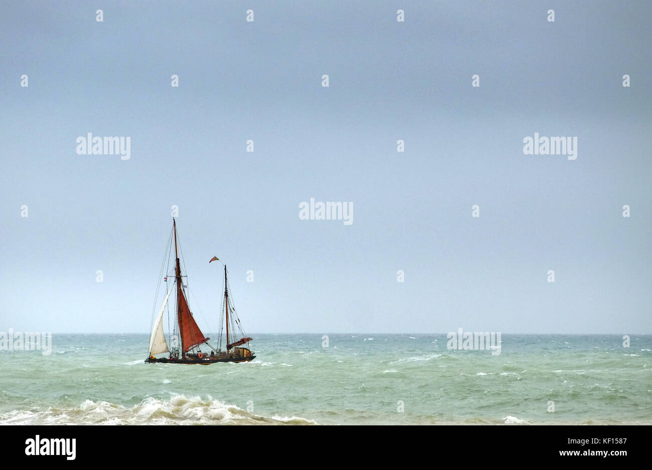Sailing ketch Banque de photographies et d'images à haute résolution - Alamy