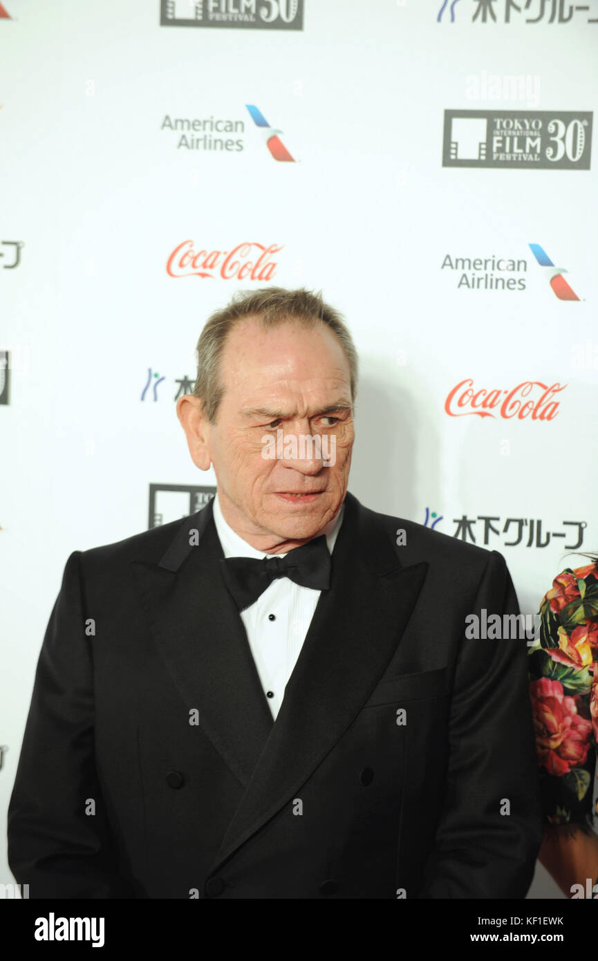 Tokyo, Japon. 25 octobre, 2017. L'acteur et réalisateur Tommy Lee Jones assiste à tapis rouge du 30e Festival International du Film de Tokyo en tant que président du jury de la compétition internationale à Roppongi Hills à Tokyo le 25 octobre 2017. Credit : Hiroko Tanaka/Alamy Live News Banque D'Images