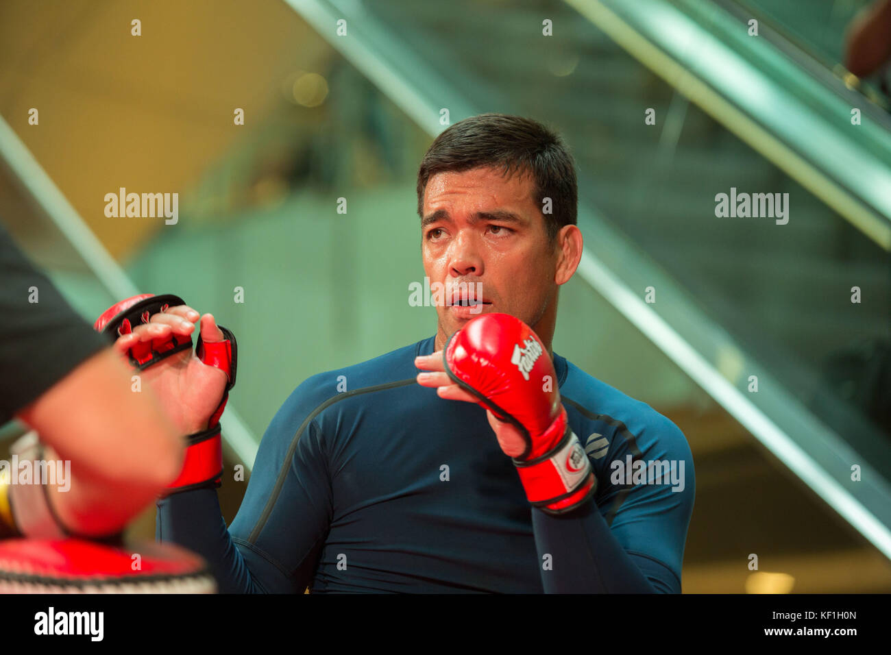 Sao Paulo, Sao Paulo, Brésil. 25 octobre, 2017. LYOTO MACHIDA, lors d'une session pratique ouvert à l'UFC Fight Night à Sao Paulo, Brésil. Credit : Paulo Lopes/ZUMA/Alamy Fil Live News Banque D'Images