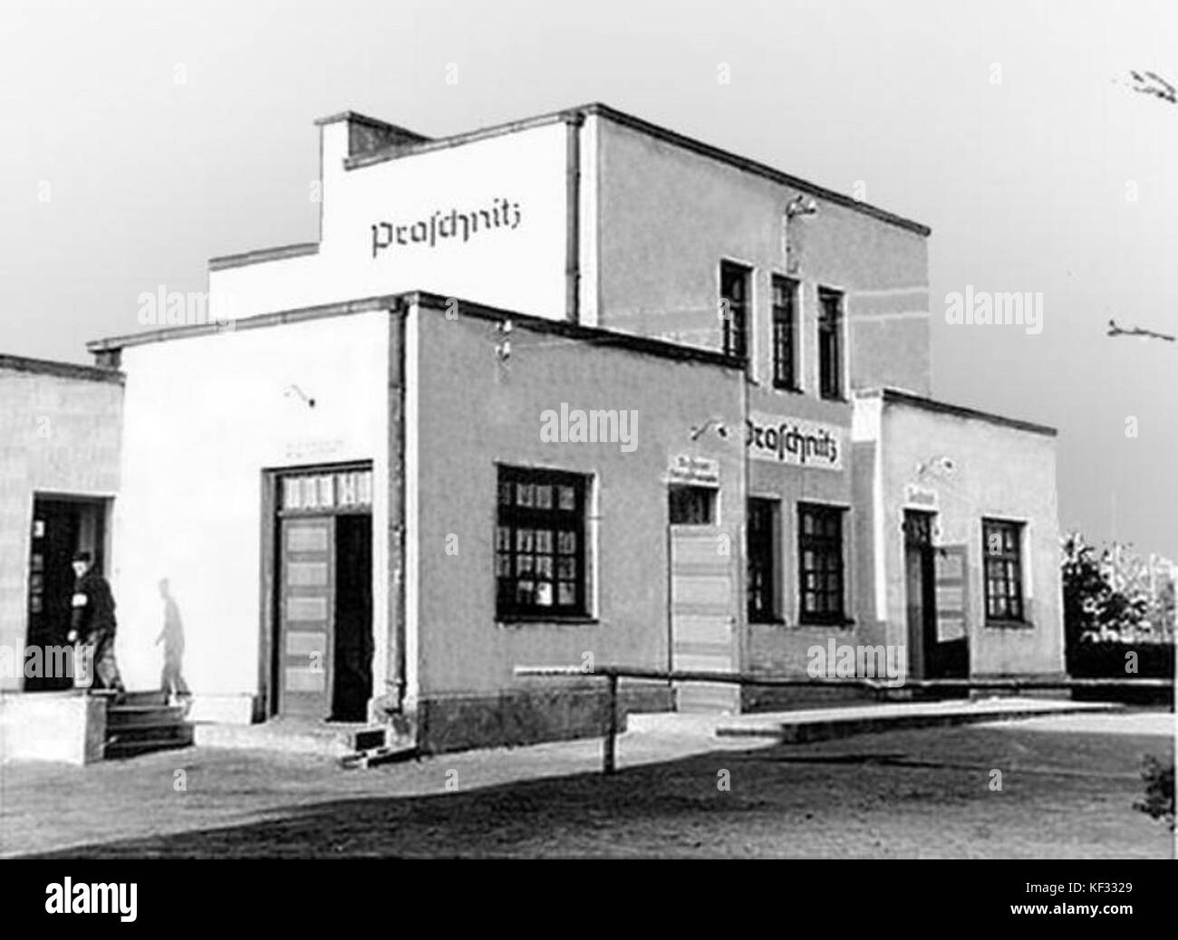 Praschnitz (Przasnysz), 1941r.Budynek kolejowy przy ulicy Makowskiej Banque D'Images