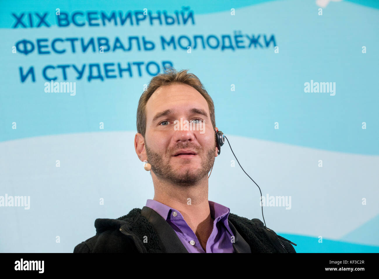 Nick vujicic, un entraîneur et un orateur de motivation, né avec le syndrome de tétra-Amelia, donne une conférence de presse à Sotchi, Russie Banque D'Images