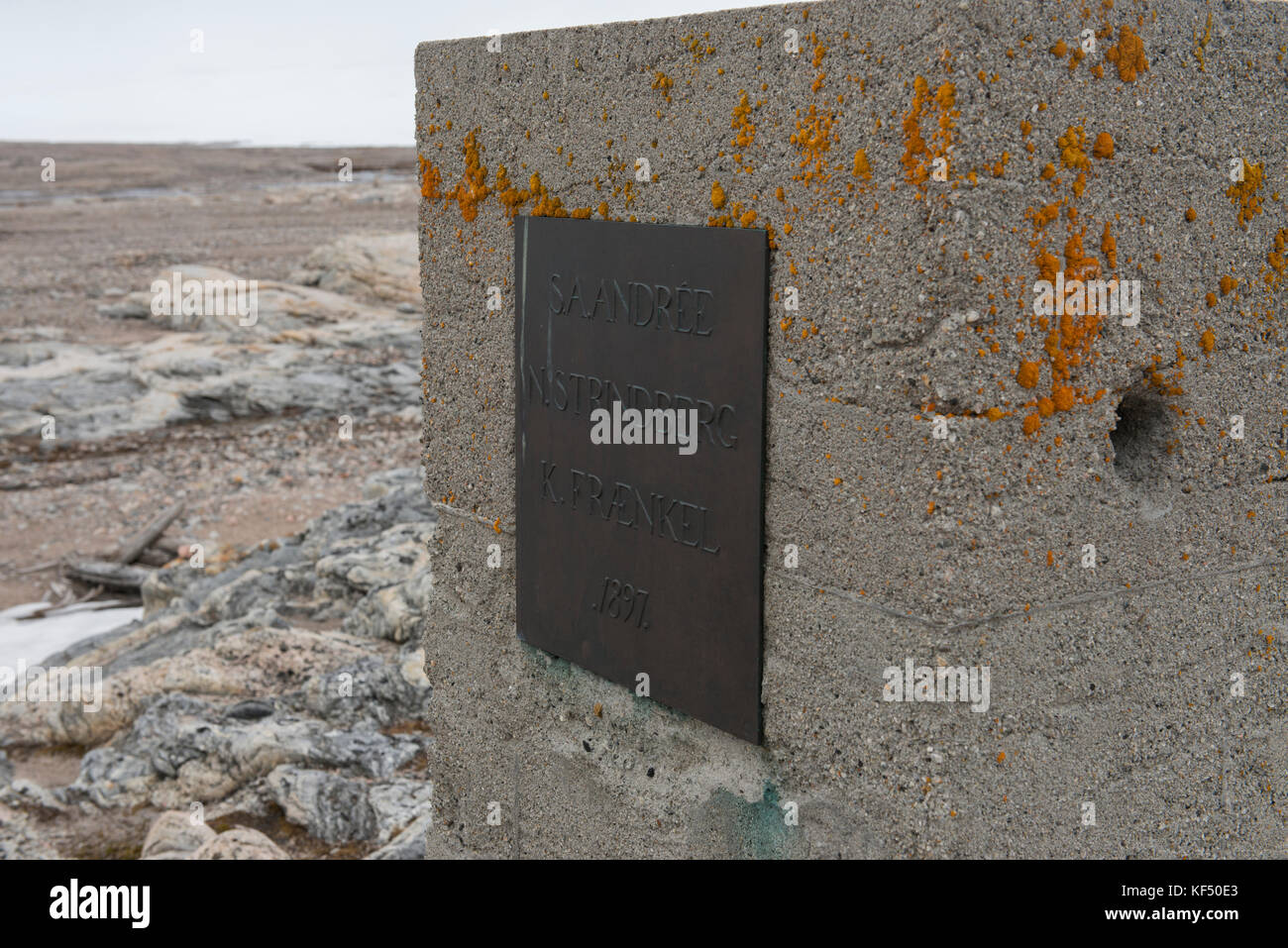 Norvège, Svalbard, Nordaustlandet. Île éloignée de Kvitoya. Andreeneset, Mémorial De L'Expédition D'Andrée. Banque D'Images