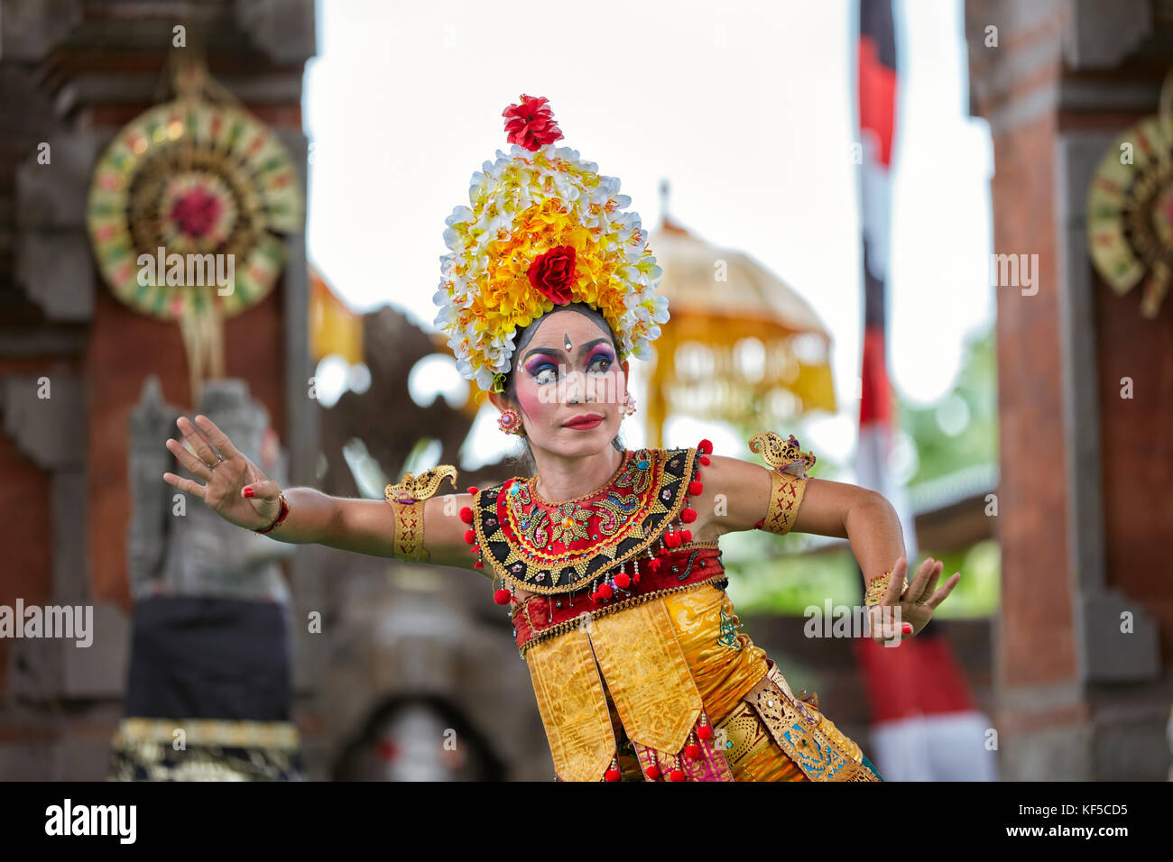 Dancer danse Barong traditionnelle. Batubulan village, Ubud, Bali, Indonésie. Banque D'Images