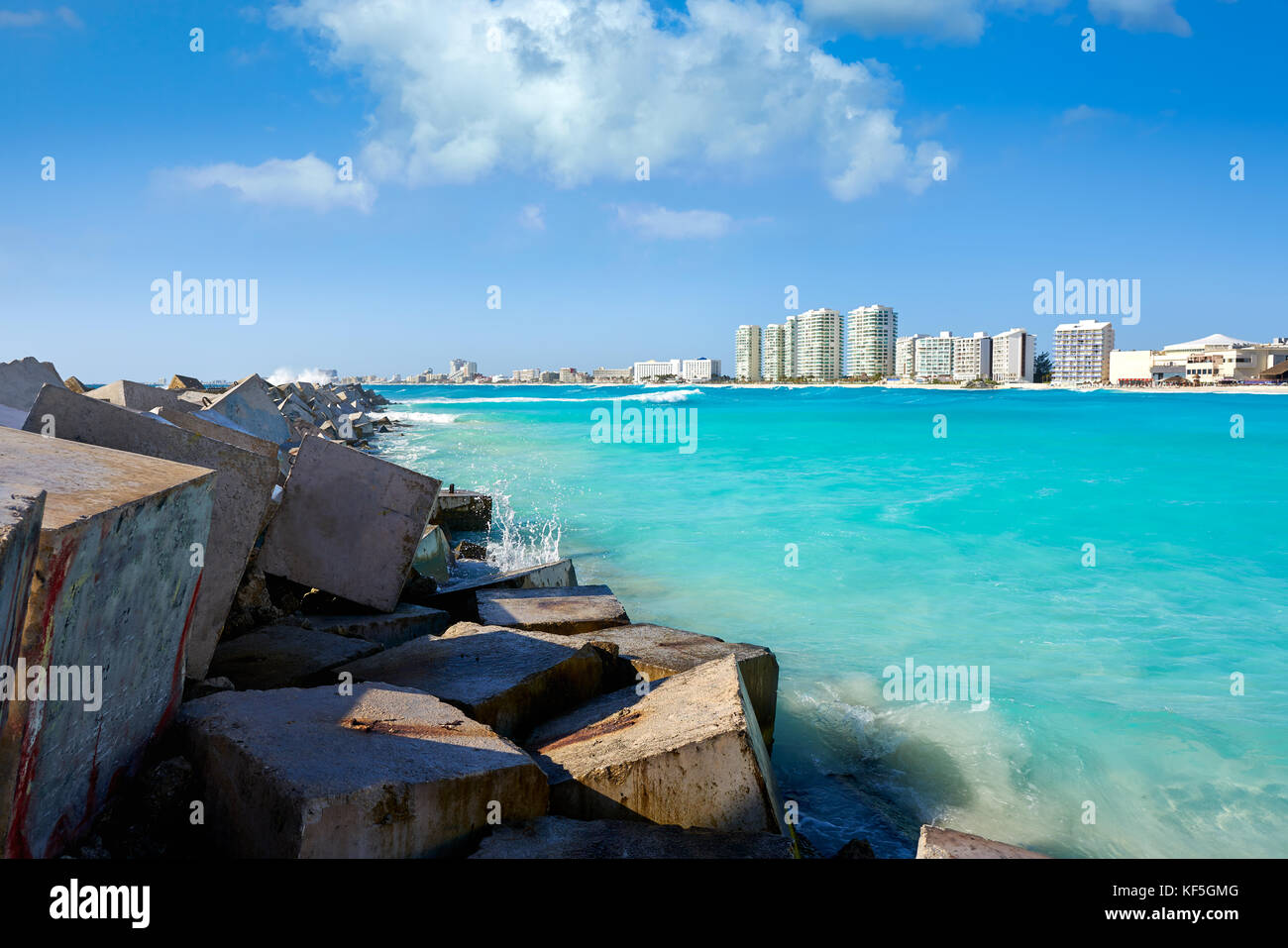 Forum de Cancun beach playa gaviota azul au Mexique à l'hôtel zone Banque D'Images