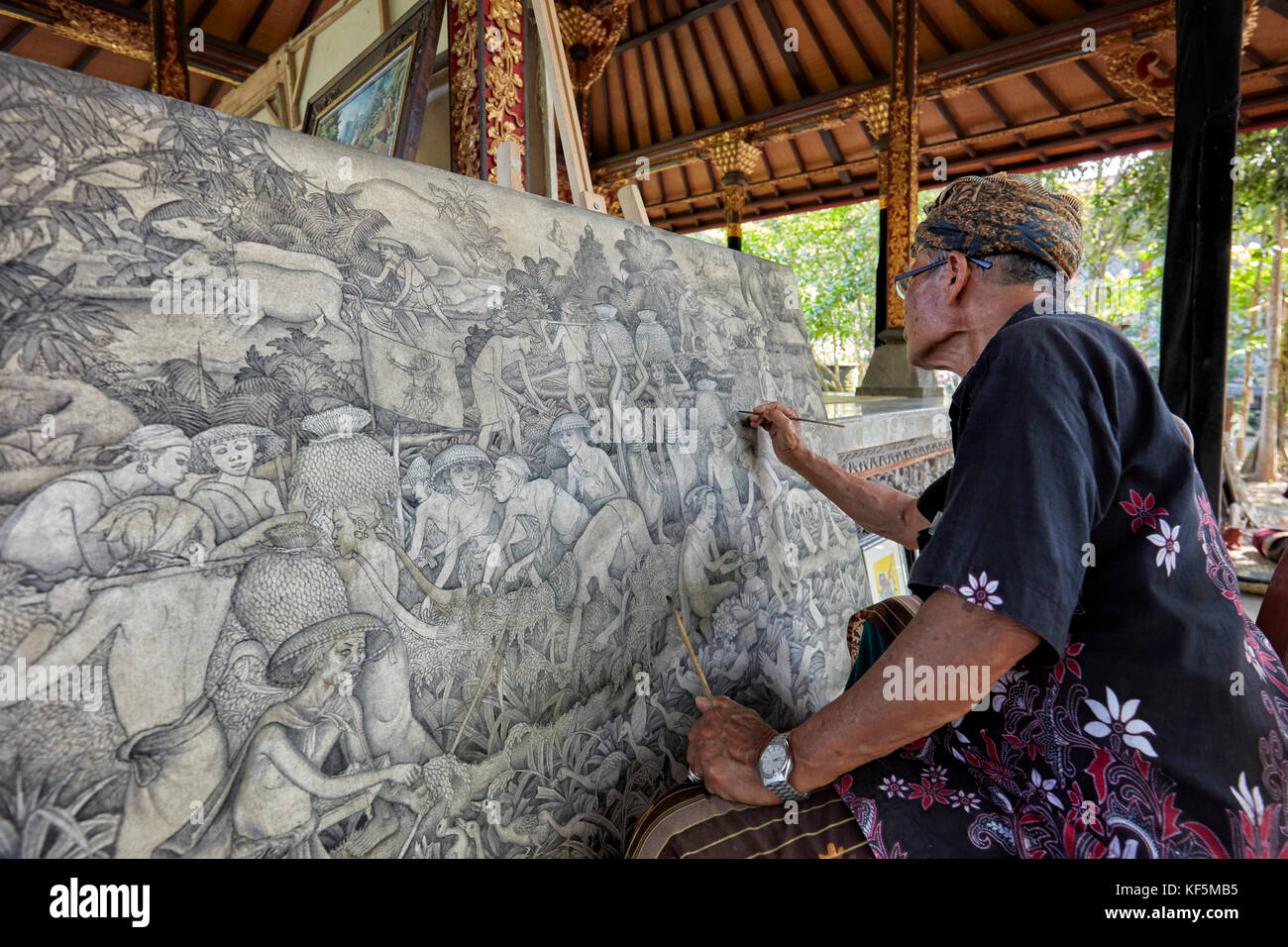 Artiste local travaillant au Musée d'Art Agung Rai (ARMA). Ubud, Bali, Indonésie. Banque D'Images