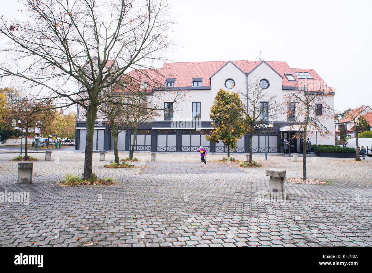 Pruhonice, Paloma Hotel Restaurant, place Kvetnove Banque D'Images