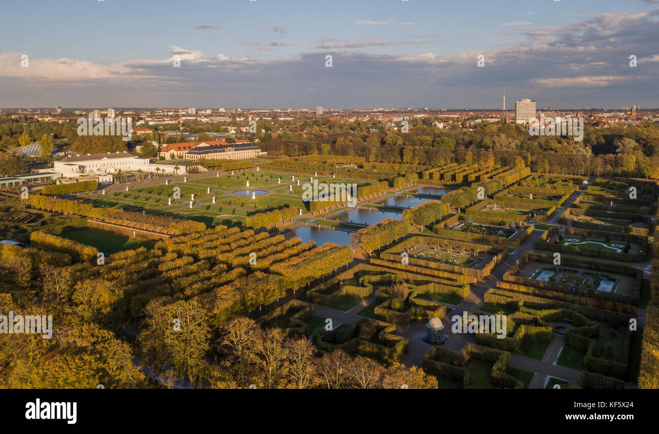 Vue aérienne de jardins de herrenhausen à Hanovre, Basse-Saxe, Allemagne Banque D'Images