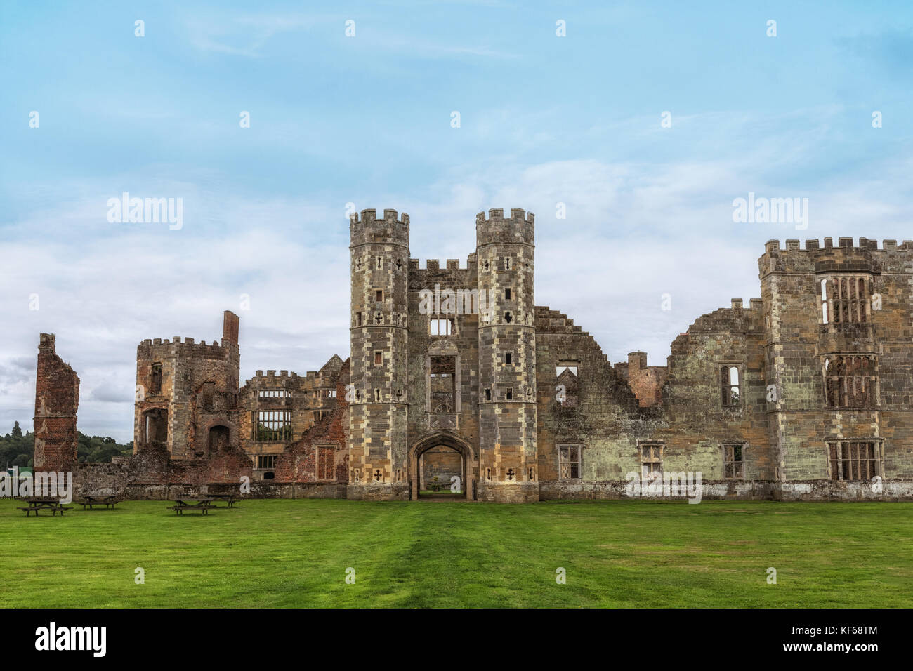 Cowdray House, Midhurst, West Sussex, Angleterre, Royaume-Uni Banque D'Images