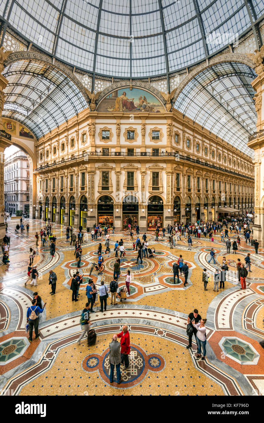 Galleria Vittorio Emanuele II shopping mall, Milan, Lombardie, Italie Banque D'Images