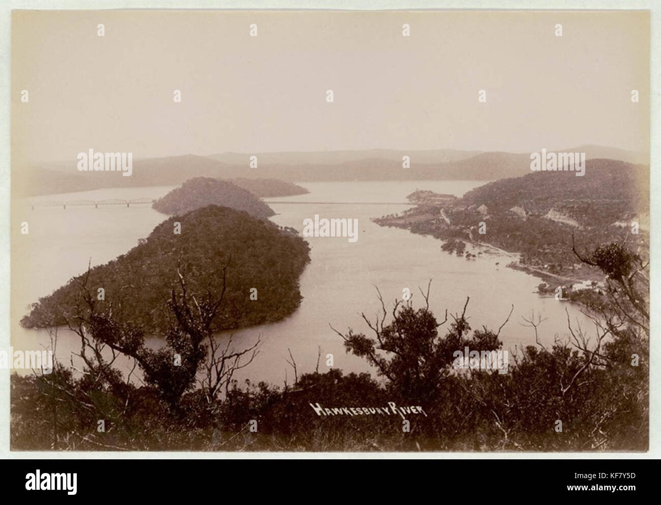 Long Island dans la rivière Hawkesbury vers 1900 1910. Aspect est à l'est de la réserve naturelle de Muogamarra Banque D'Images