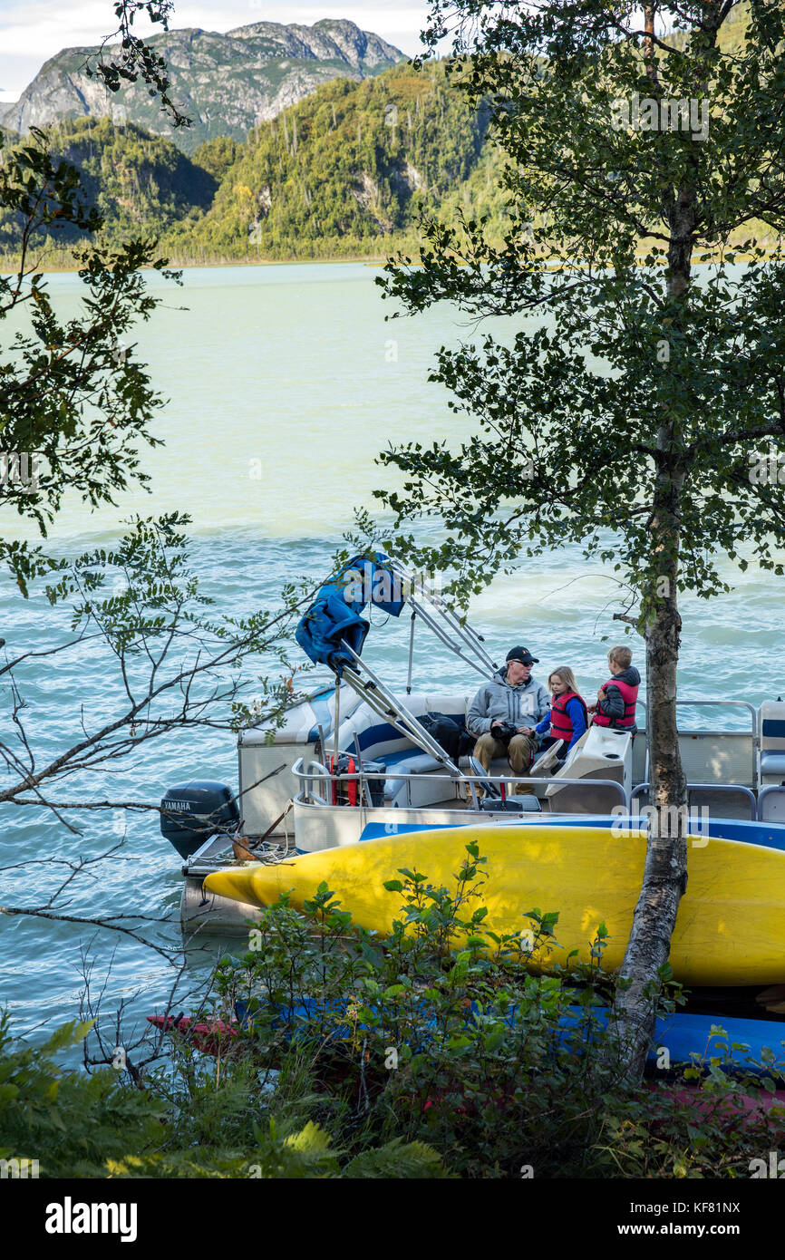 Usa, Alaska, redoubt bay, Big River lake, sur le bateau en direction de wolverine cove Banque D'Images