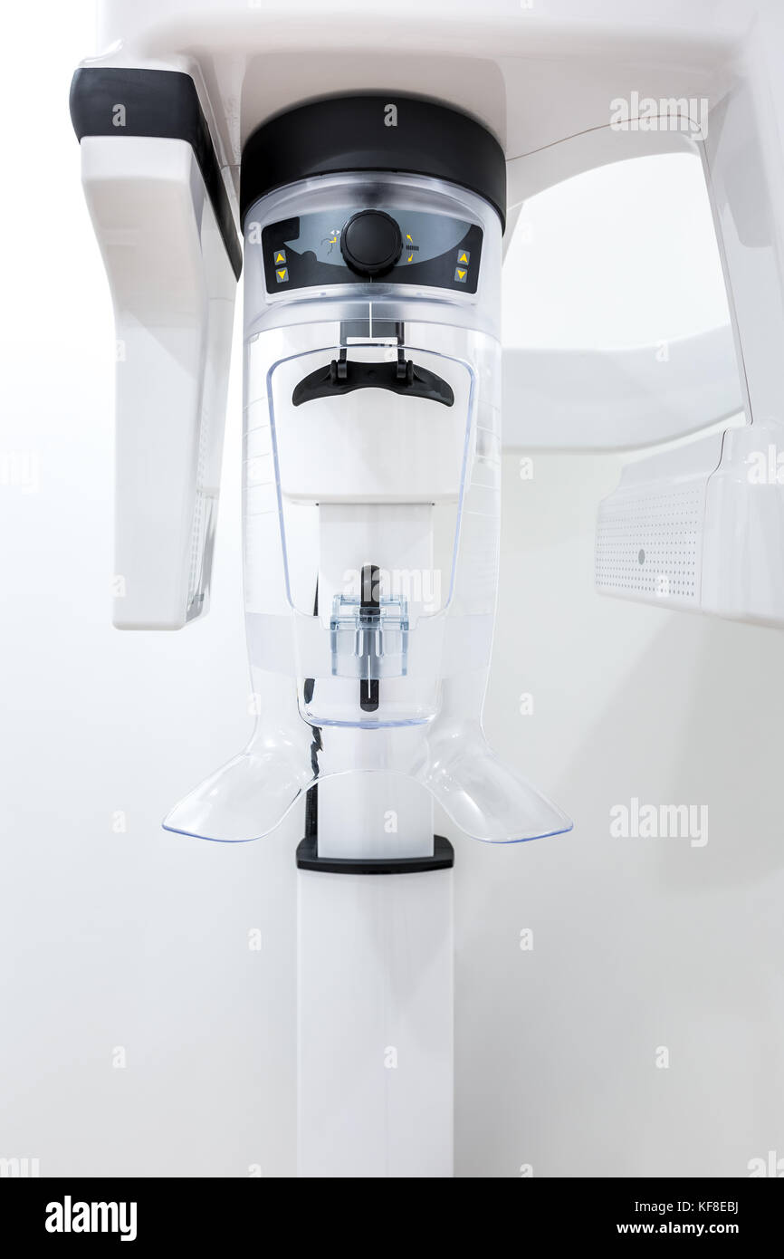 Nouveau, la radiographie panoramique dentaire professionnel en clinique moderne Banque D'Images