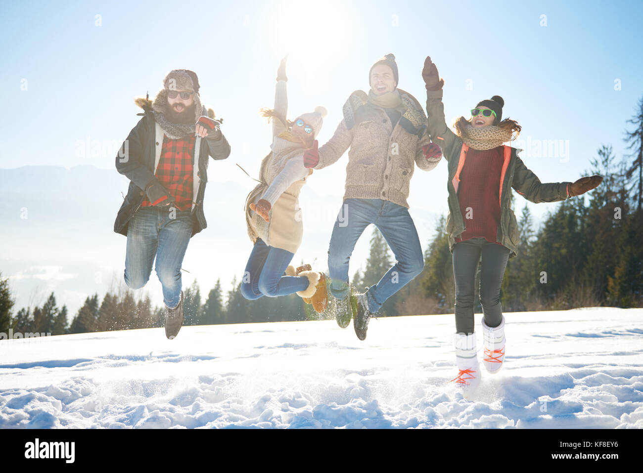 Shot de populations en mouvement sur la colline Banque D'Images