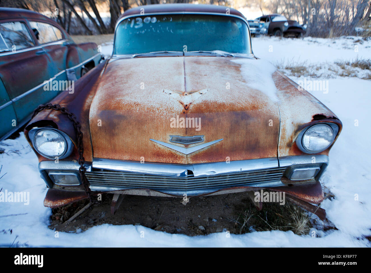 Usa, Utah, vieille voiture dans la neige, Laval, l'autoroute 89, Banque D'Images