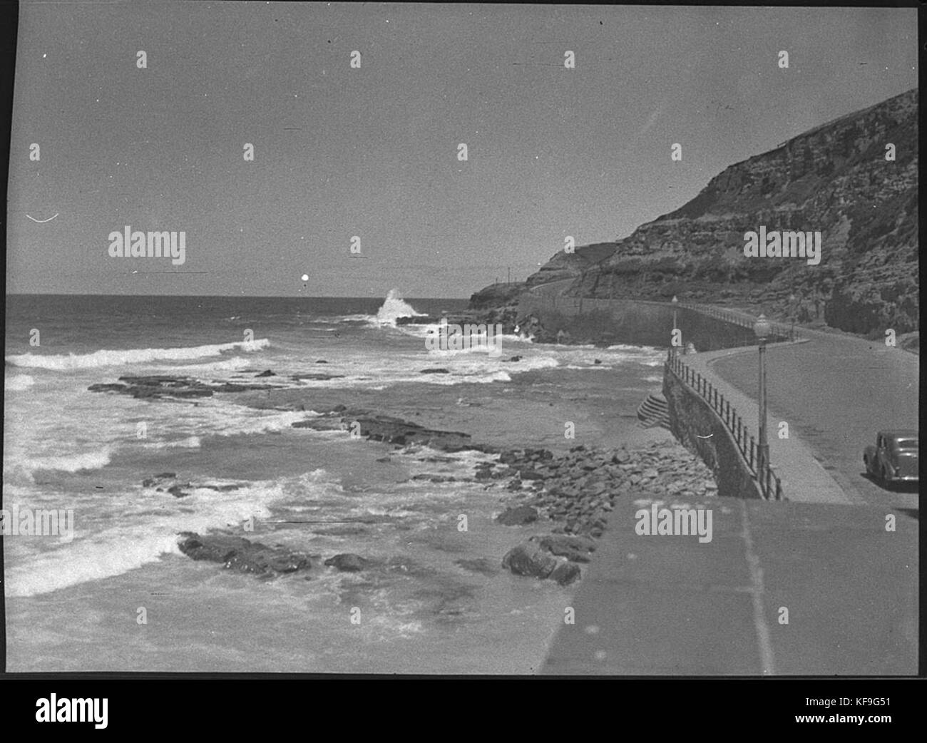 Une photographie ou une image représentant la plage 32133, mettant potentiellement en valeur la beauté naturelle de l’endroit, le sable, l’eau et les caractéristiques côtières qui définissent sa géographie et son attrait visuel. Banque D'Images