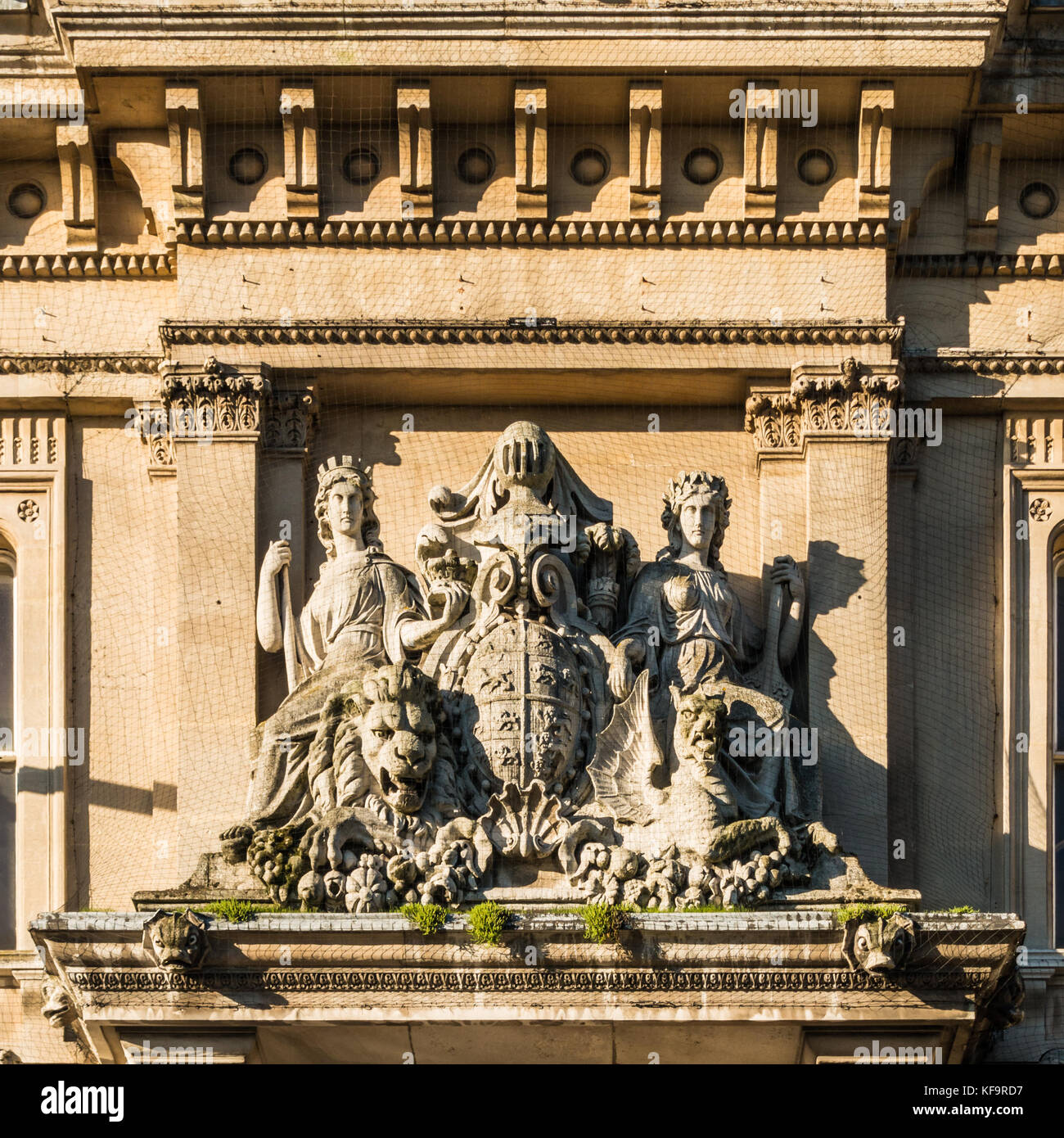 Le restaurant du trésor a été conçu en 1875 pour la National Provincial Bank de l'Angleterre par l'architecte John Gibson. Il est situé dans la région de Southampton, hamps Banque D'Images