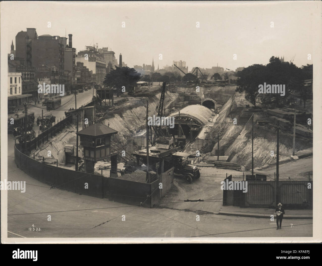 Construction de tunnel train Hyde Park, 1923 (8283775668) Banque D'Images