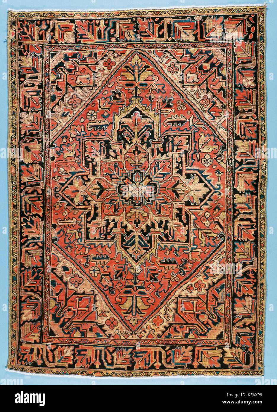 Tapis, Iran, tapis Heriz avec médaillon central et motif floral stylisé Canton, mesurant 2.50 x 1.50 M. Banque D'Images