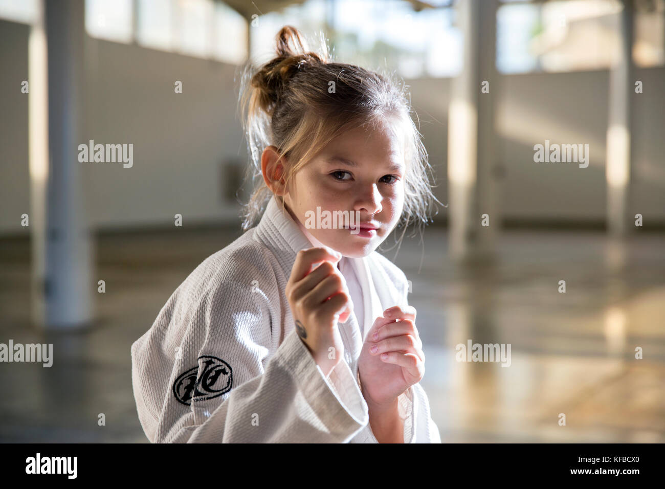 Usa, Oahu, Hawaii, portrait d'une jeune fille pratiquant de combat jujitsu avant le début de l'icône grappling tournament à Honolulu Banque D'Images