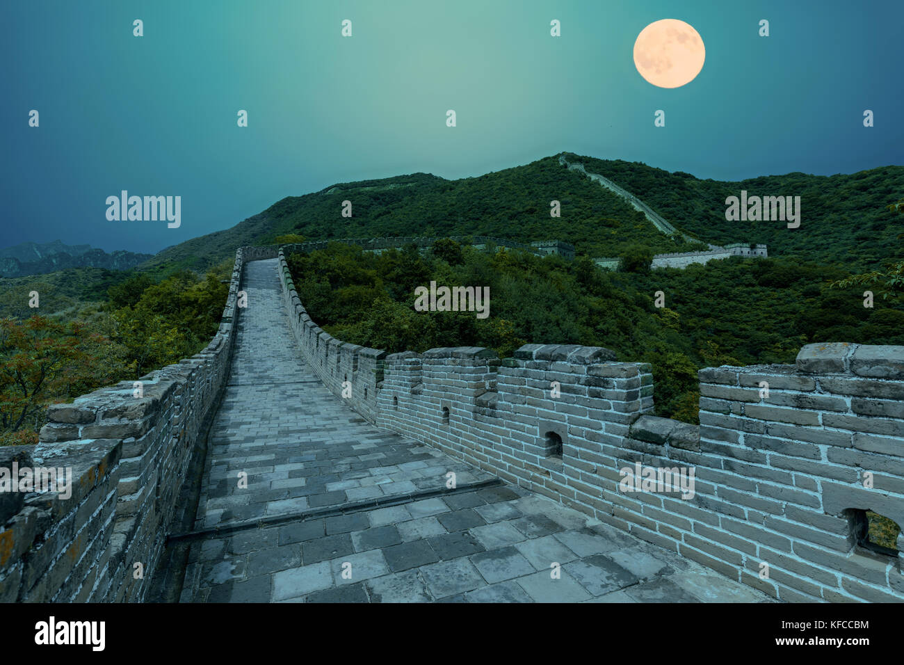 Stock photo - Grande muraille de Chine la nuit, Beijing, Chine Banque D'Images