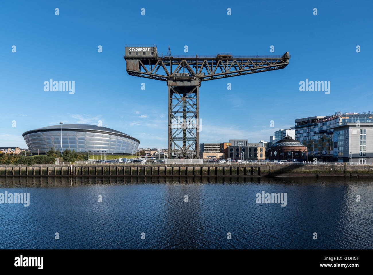 Une vue sur la rivière Clyde de la sse hydro, Clyde Auditorium, finnieston crane et Hilton Garden Inn - Glasgow Banque D'Images
