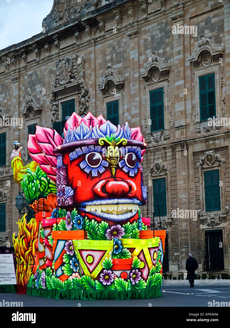 La Valette, Malte - Dec 13 - flotteur coloré du carnaval international de Malte le samedi 13 février 2010 Banque D'Images