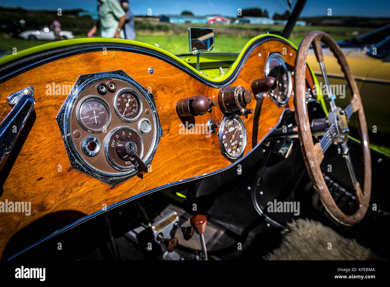 La mg t series est une gamme de corps-sur-cadre ouvert les voitures de sport à deux places avec très peu de protection contre les intempéries qui ont été produits par mg de 1936 à 1955 Banque D'Images