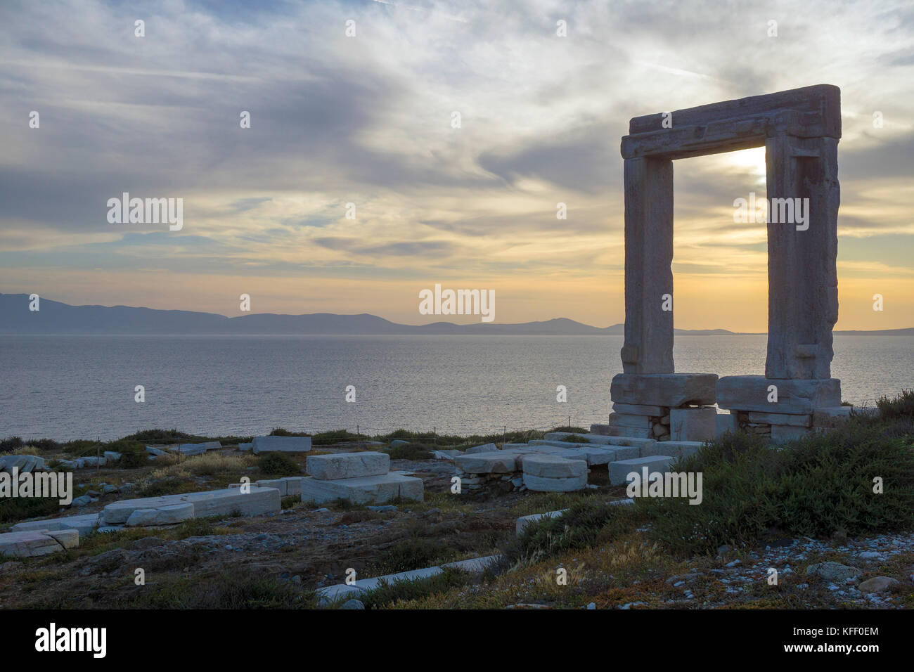 Portara de Naxos, monument de l'île de Naxos, Cyclades, Mer Égée, Grèce Banque D'Images