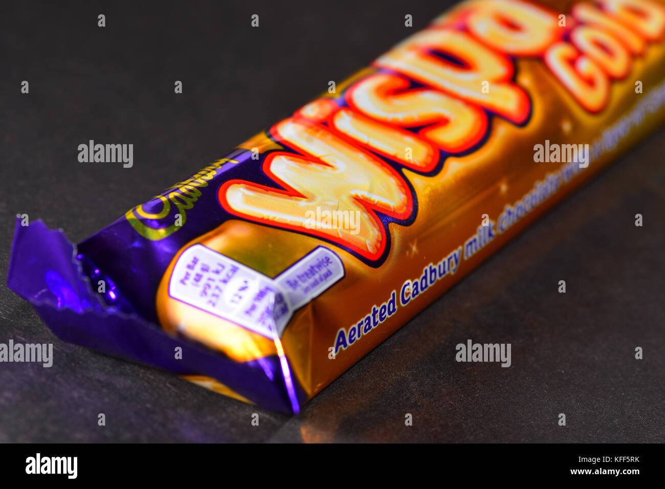 Cadbury's wispa bar Gold Edition Banque D'Images
