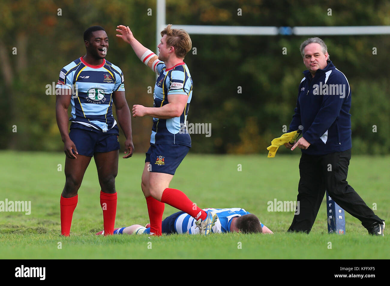 Coopers marque leur premier essai lors de Old Cooperians RFC vs Wanstead RFC, London 2 North East Division Rugby Union à la Coopers Company et Coborn SC Banque D'Images